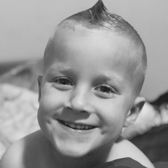 Meet your Posher, Kristin - Picture 4 of 4