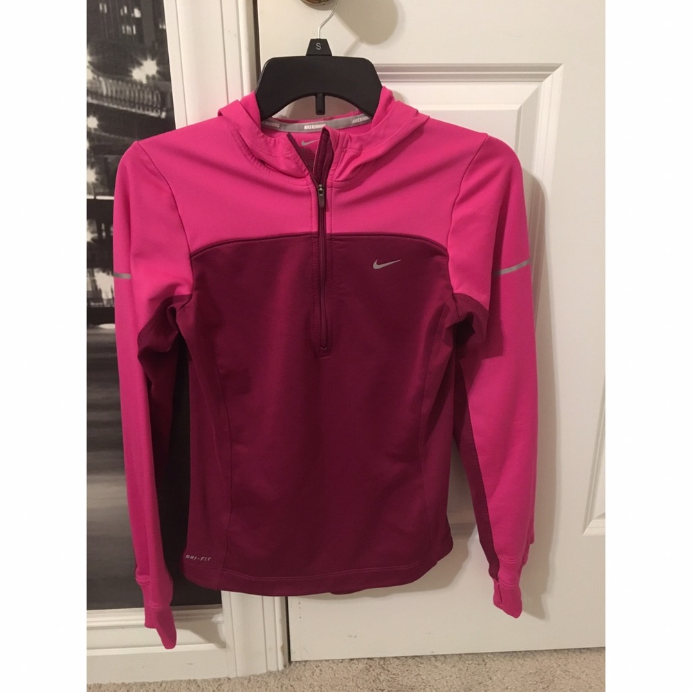 SOLD - Nike Dry Fit 3/4 Zip Hoodie