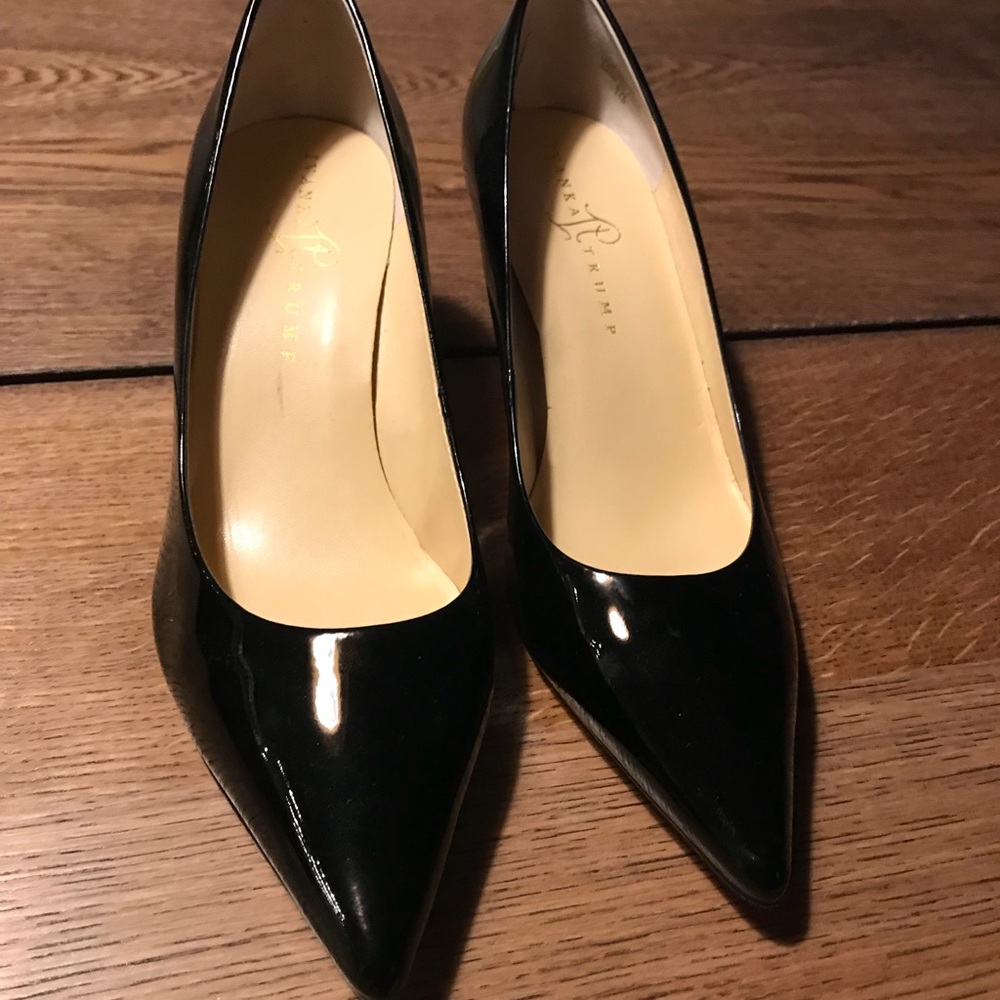Ivanka Trump Black Patent Pumps