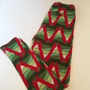 OS CHRISTMAS LULAROE LEGGINGS