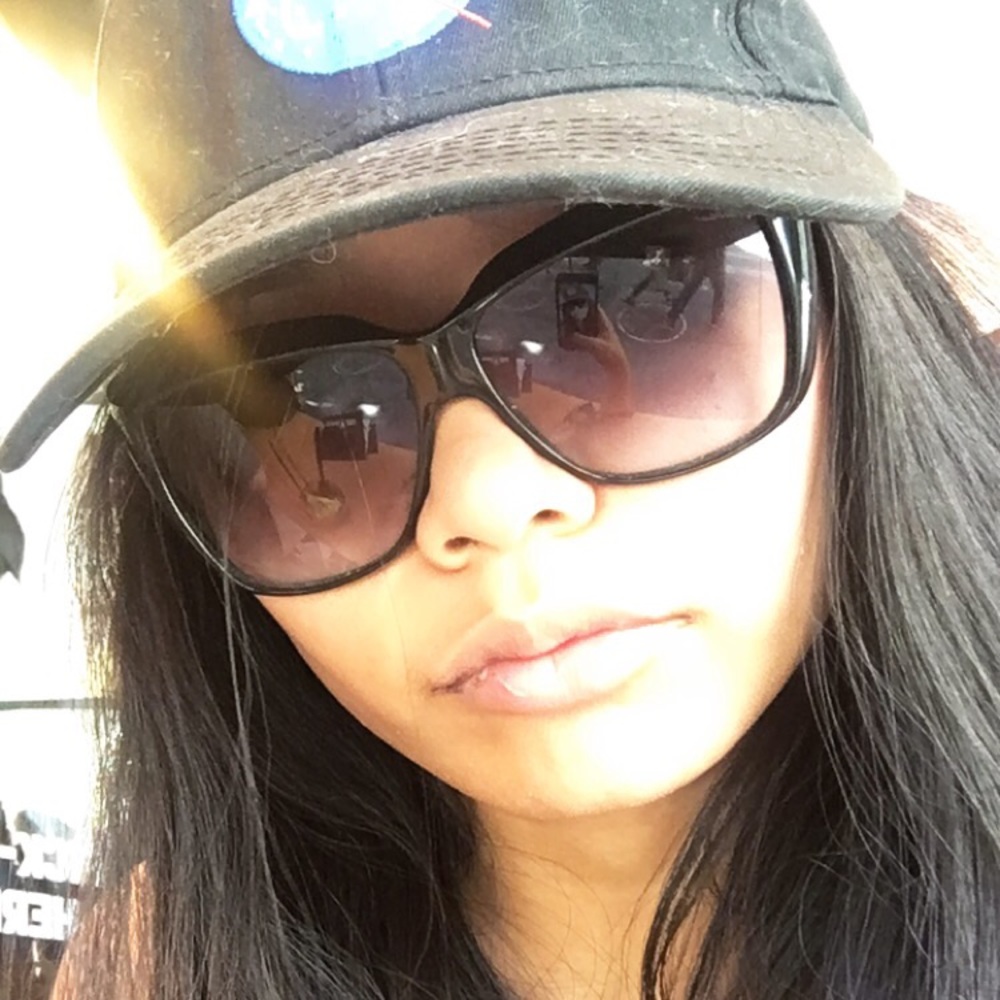 Meet your Posher, Janine