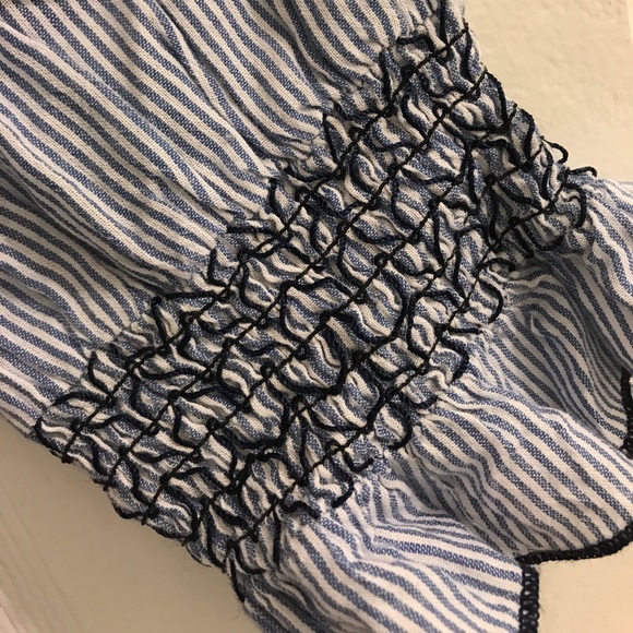 Off shoulder top - Picture 3 of 5