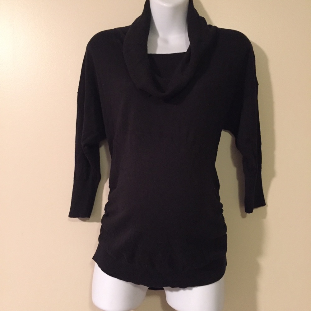 🎄SALE🎄Medium maternity Cowl neck sweater