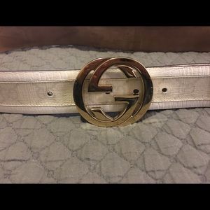 Men’s Gucci belt