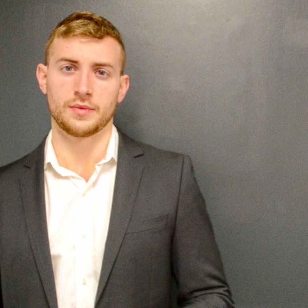 Meet your Posher, Aaron