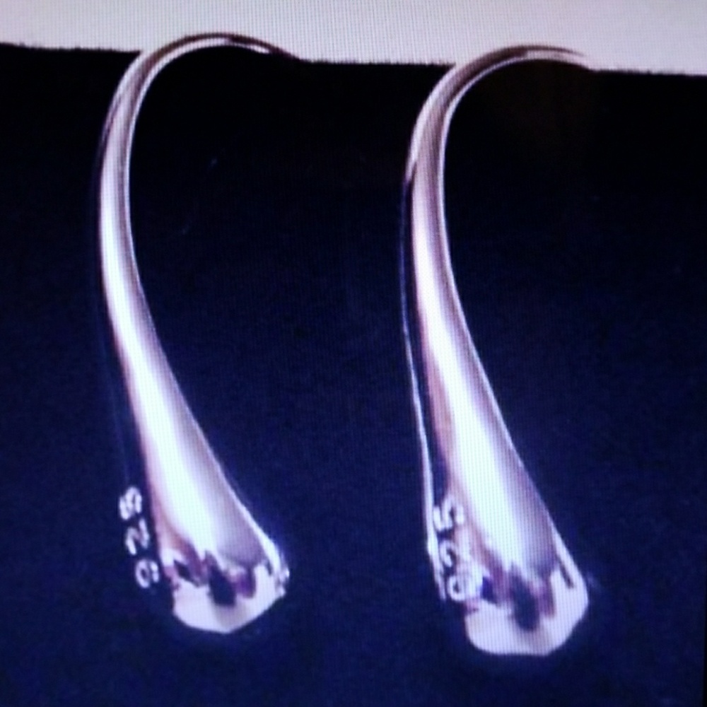 Water / Tear Drop 925 Silver Earrings