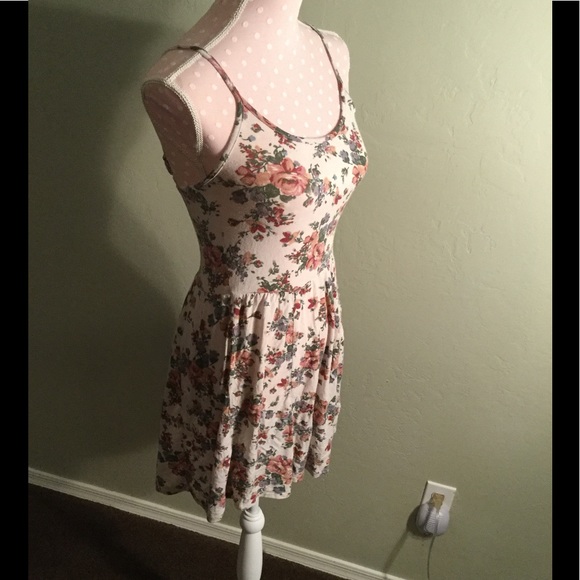 Mini White Floral Brandy Melville Dress Size S - Picture 3 of 6