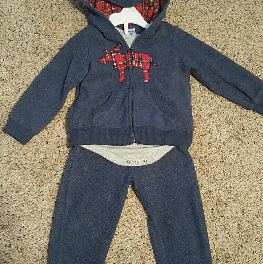 Carter's 18 month 3 piece outfit