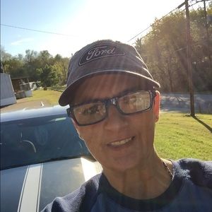 Meet your Posher, Traci