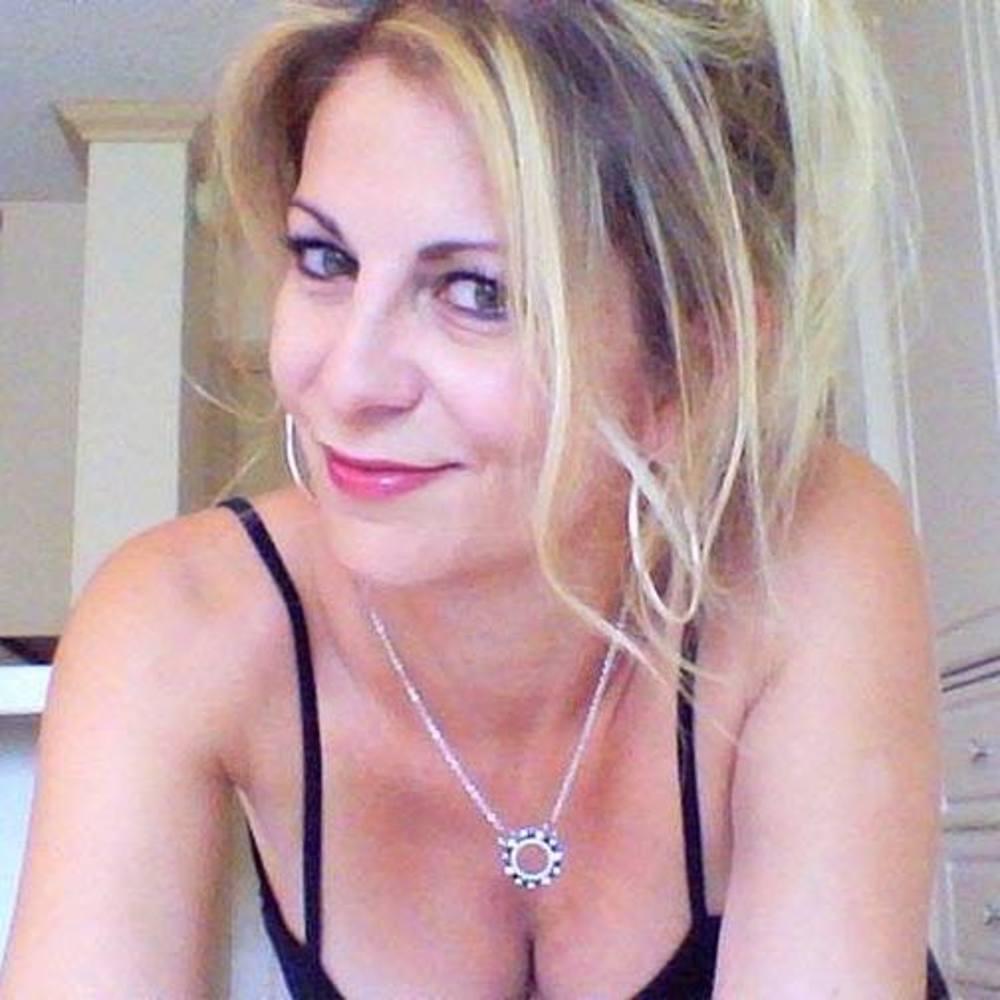 Meet your Posher, René