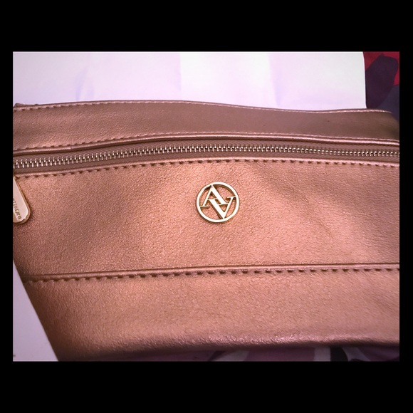 Adrienne Vittadeni  Copper Metallic wristlet -NWT - Picture 1 of 3