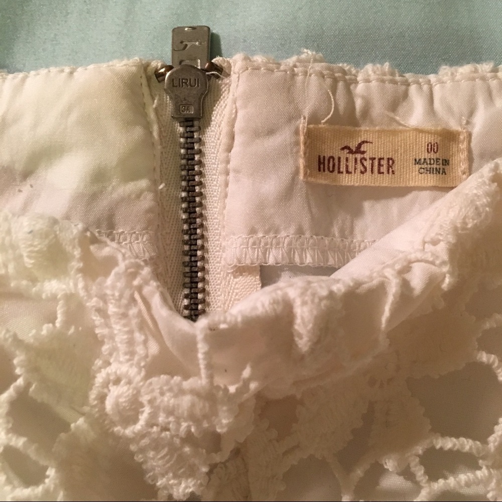 Hollister lace shorts - Picture 3 of 8