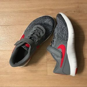 New Nike Flex Contact Size 2 Kids