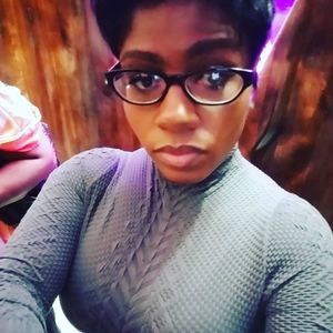 Meet your Posher, Mineka