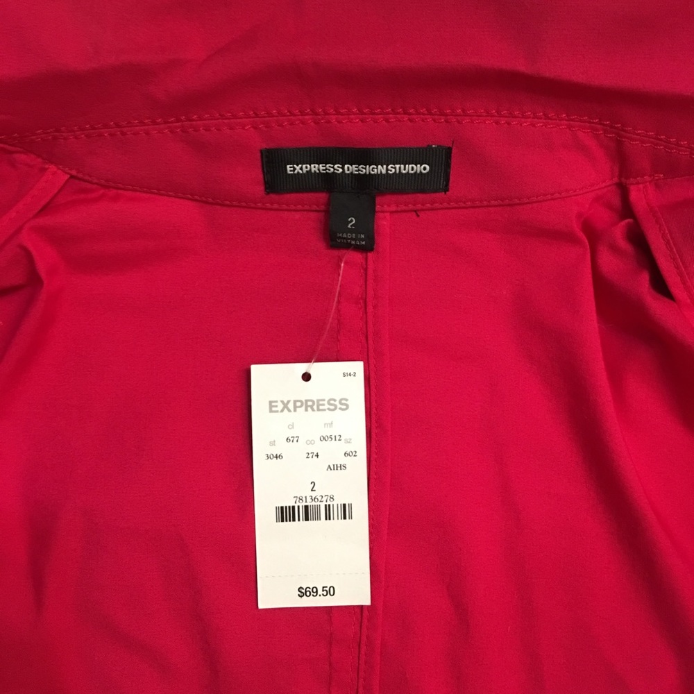 Express Cherry Red Ruched Blazer - Picture 4 of 4