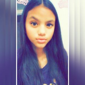 Meet your Posher, Daniela