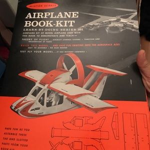 Airplane book kit