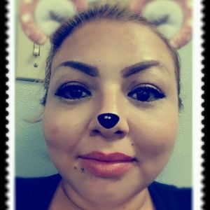 Meet your Posher, Mayra