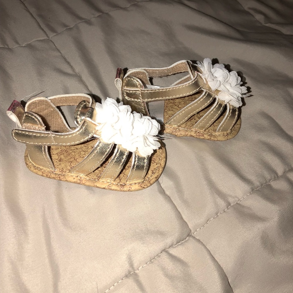 Newborn sandals ☀️