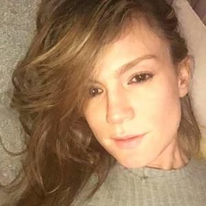 Meet your Posher, Gloria