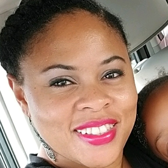 Meet your Posher, Brittany - Picture 1 of 1