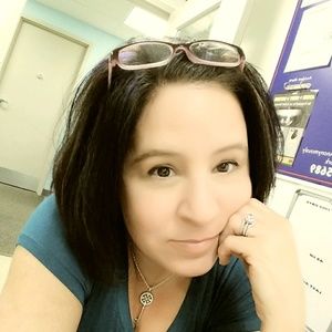 Meet your Posher, Sherry