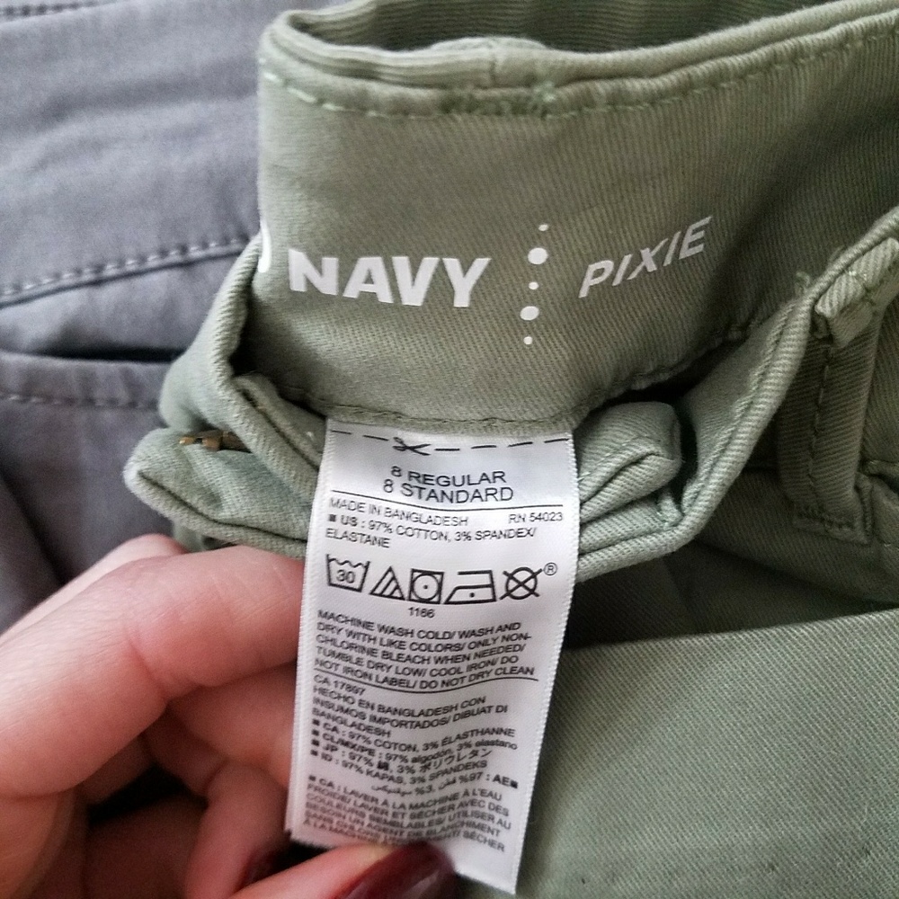 *NOT FOR SALE* Old Navy Pixie Pants - Picture 2 of 5