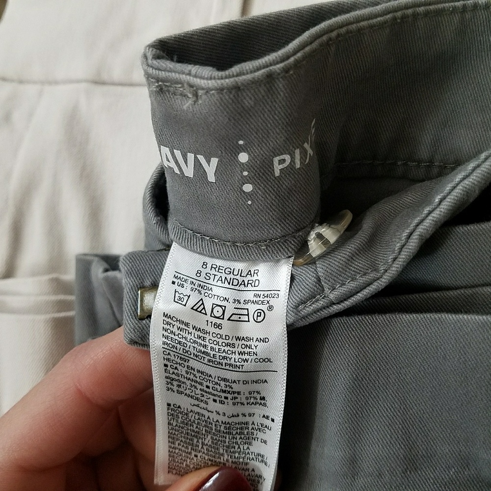 *NOT FOR SALE* Old Navy Pixie Pants - Picture 3 of 5