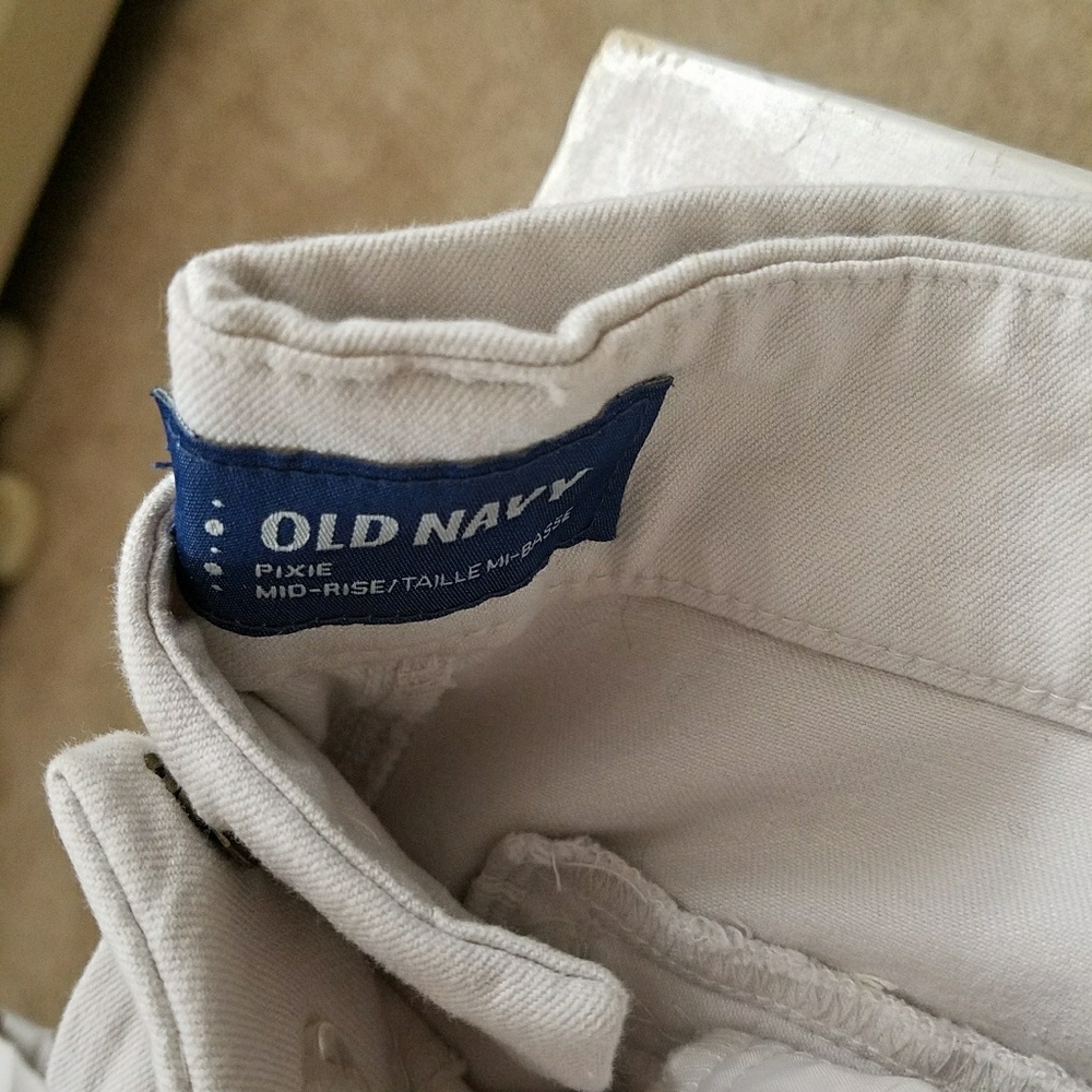 *NOT FOR SALE* Old Navy Pixie Pants - Picture 4 of 5