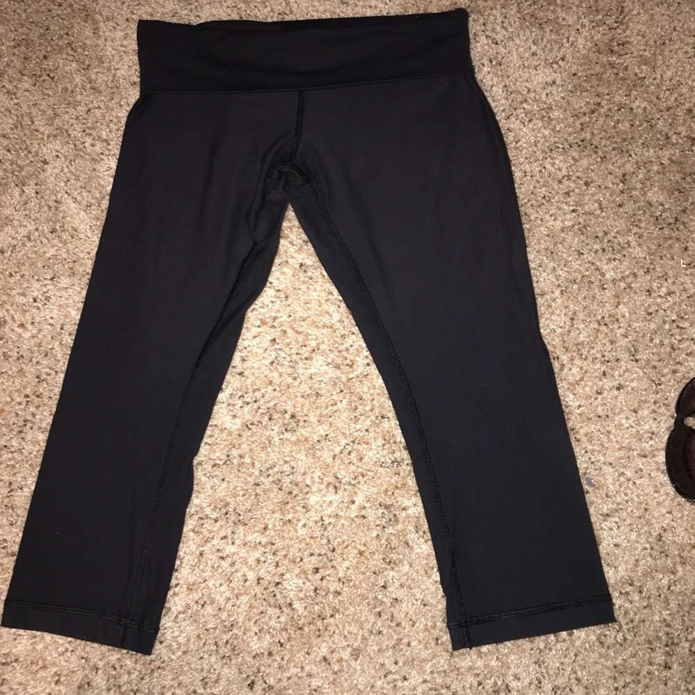 Lululemon crop pants