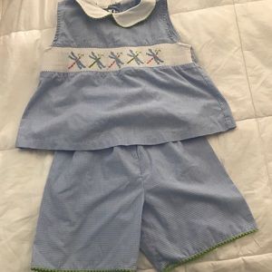 Smocked Two Piece Outfit. Size 6x.