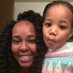 Meet your Posher, Briana