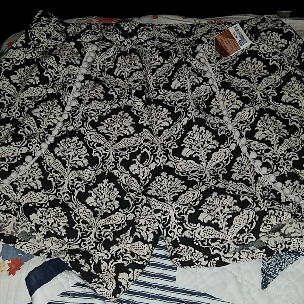 Lot of 2 pairs of shorts