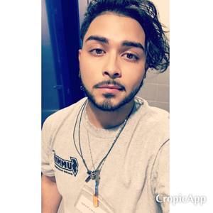 Meet your Posher, Emiliano