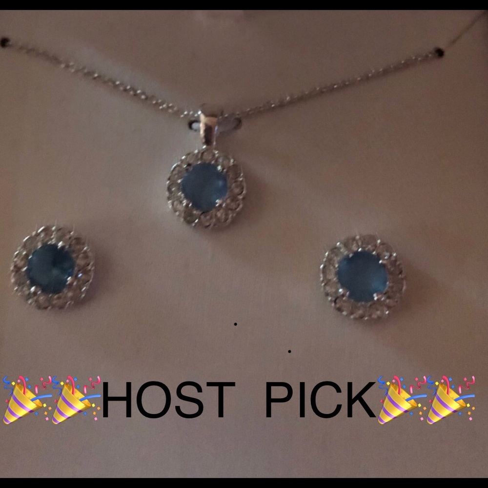 🦃Aquamarine and Crystal Necklace and Earring set