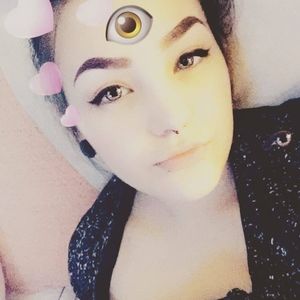 Meet your Posher, Desiree