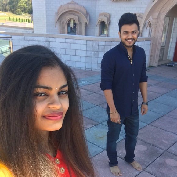 Meet your Posher, Shrina - Picture 1 of 1