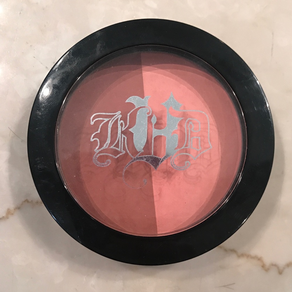 Kat Von D Shade and Light Blush