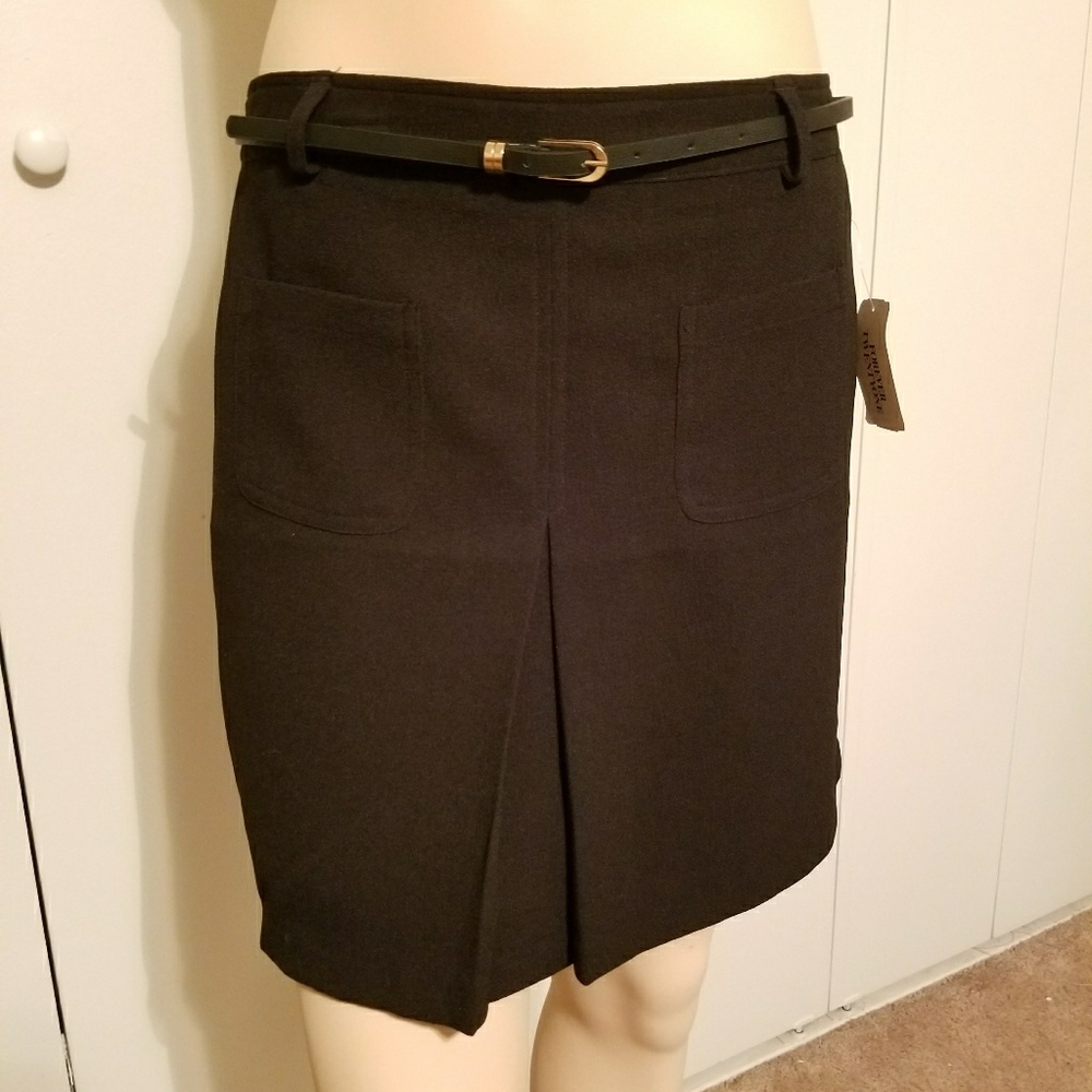 Adorable Black Skirt