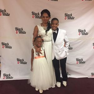 Meet your Posher, Sandy