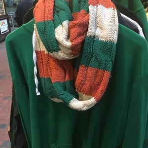 Knit infinity flag scarf
