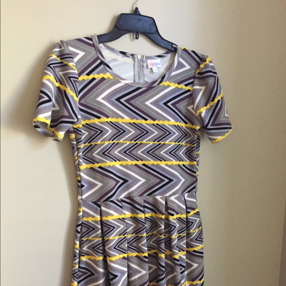 Lularoe Amelia Dress - Size M - NWOT