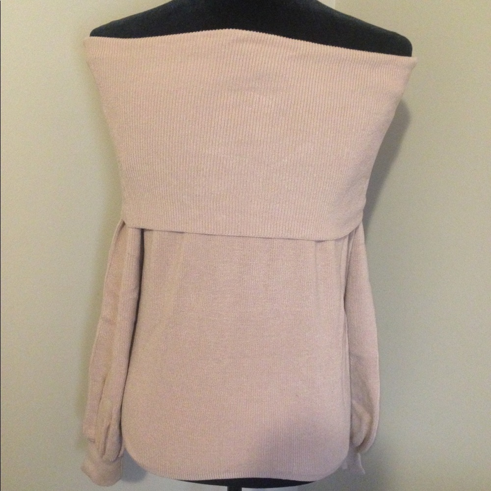 LAST DAY MAKE OFFER❗️NWT Off the Shoulder Sweater - Picture 7 of 7
