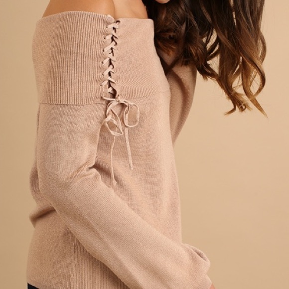 LAST DAY MAKE OFFER❗️NWT Off the Shoulder Sweater - Picture 2 of 7