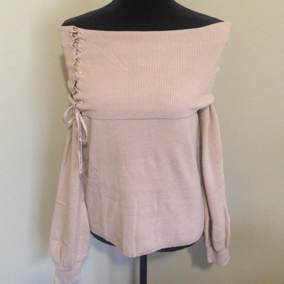 LAST DAY MAKE OFFER❗️NWT Off the Shoulder Sweater - Picture 4 of 7