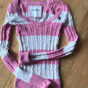 Abercrombie kids sweater size Youth Large