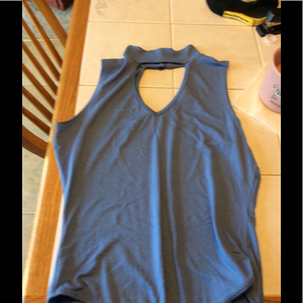 Cute high neck keyhole bodysuit.NWOT.