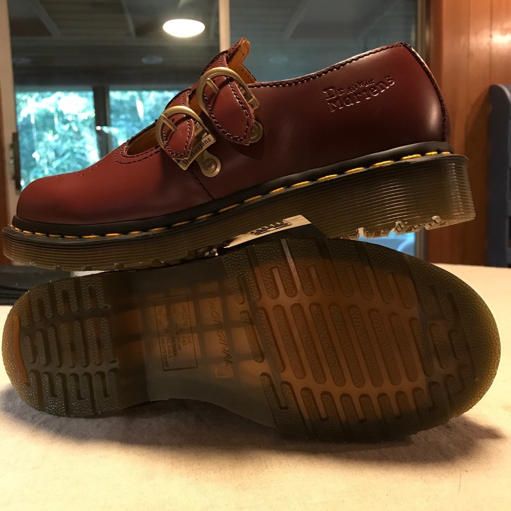 Doc Marten 8065 Mary Janes