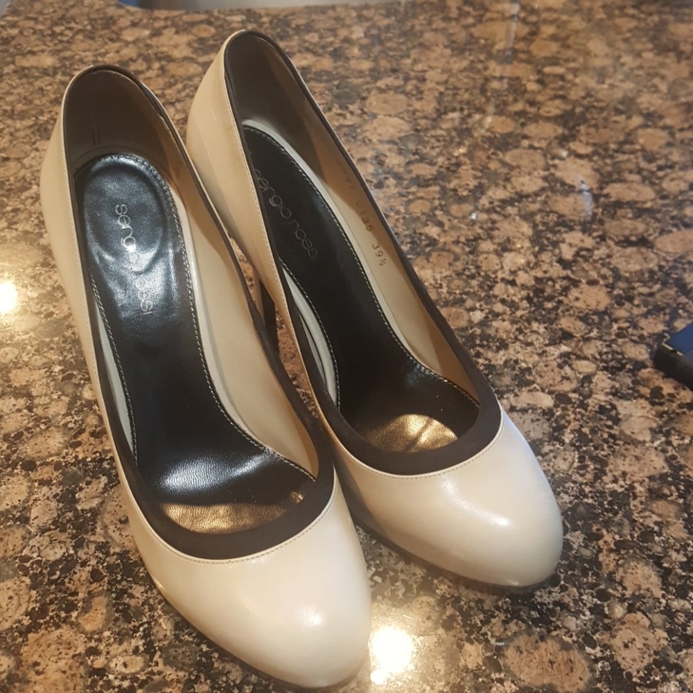 Sergio Rossi Pumps