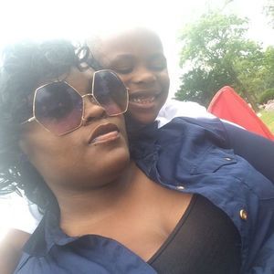 Meet your Posher, Regina